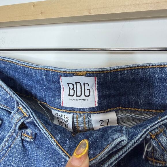 BDG URBAN OUTFITTERS | Kick Flare High Rise Cropped Jeans | 27 - Picture 5 of 5